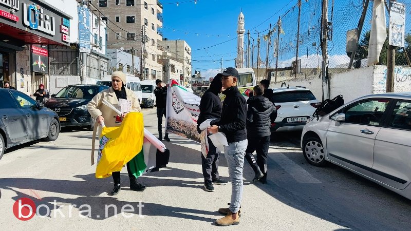 اندلاع مواجهات على حاجز قلنديا العسكري شمال القدس المحتلة بعد وصول مسيرة احتجاجية على استمرار احتجاز الاحتلال لجثامين الشهداء-9
