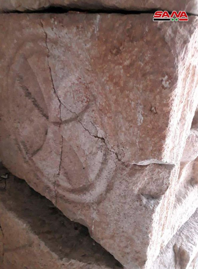 الكشف عن جرائم الإرهابيين بحق مدينة"أفاميا" الأثرية السورية-4