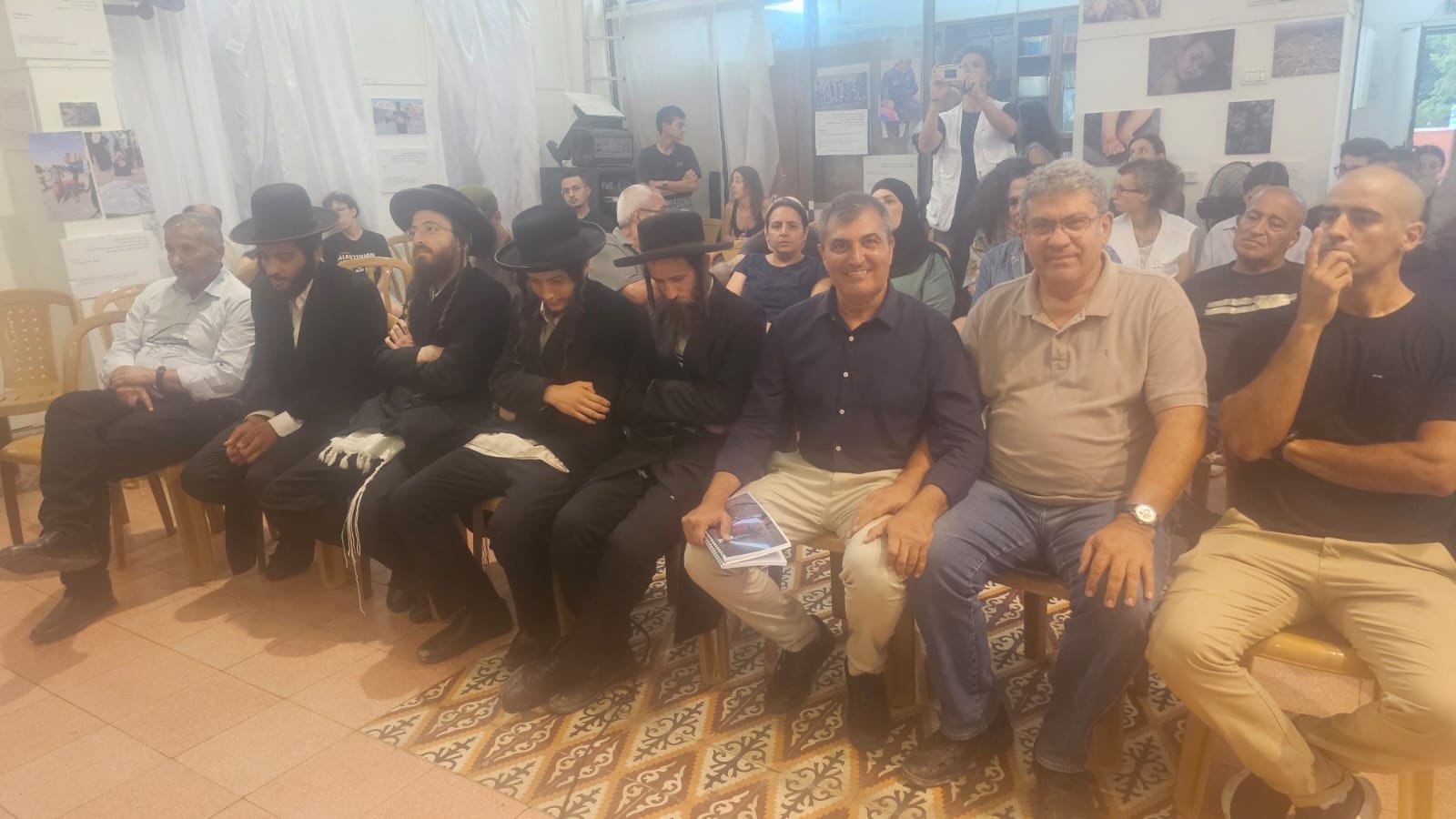 تظاهرة في يافا تندد بالحرب على غزة وتجويع السكان: "غزة تستحق الحياة"-6