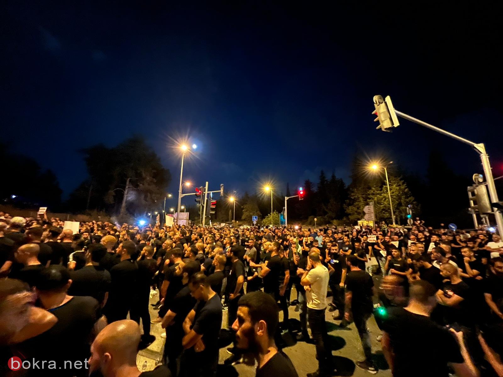 اجواء متوترة بين المتظاهرين والشرطة في تظاهرة سخنيين امام مقر شرطة مسجاف-6
