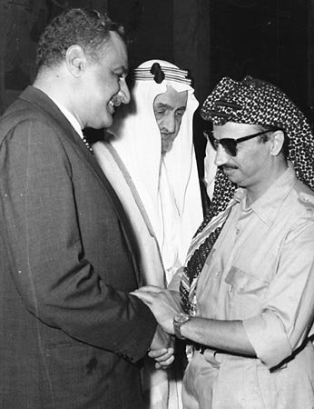 اليوم الذكرى الـ47 لوفاة الزعيم جمال عبد الناصر .. حين بكى العرب وفاة زعيمهم-2
