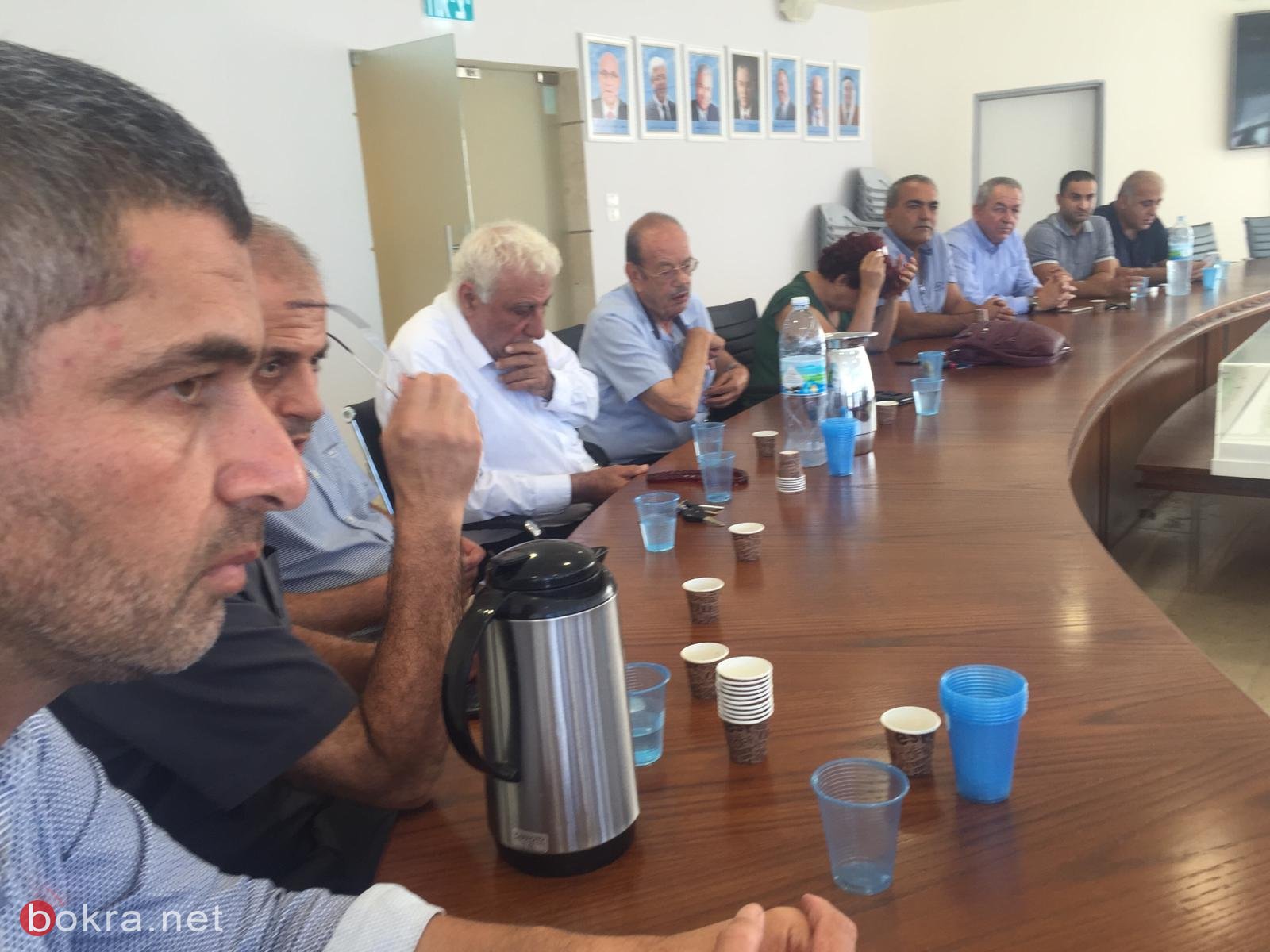 سخنين: البلدية واللجنة الشعبية تجتمع لإتمام التحضيرات لنشاطات إحياء ذكرى هبه القدس والأقصى-3