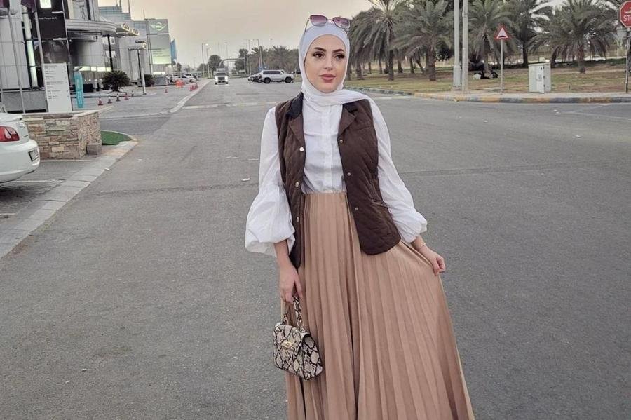 أفكار لارتداء الفيست مع الحجاب لخريف 2022-0
