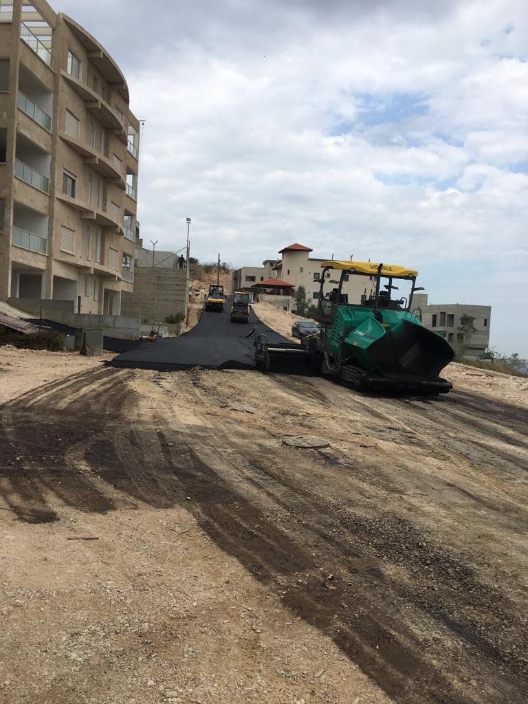 بلدية الناصرة تنفذ اعمال تعبيد وتطوير في حي كرم الصاحب-0