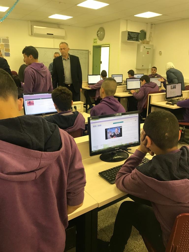 يوم تنور علمي تكنولوجي للصفوف الثامنة في المدارس الإعدادية العربية-81