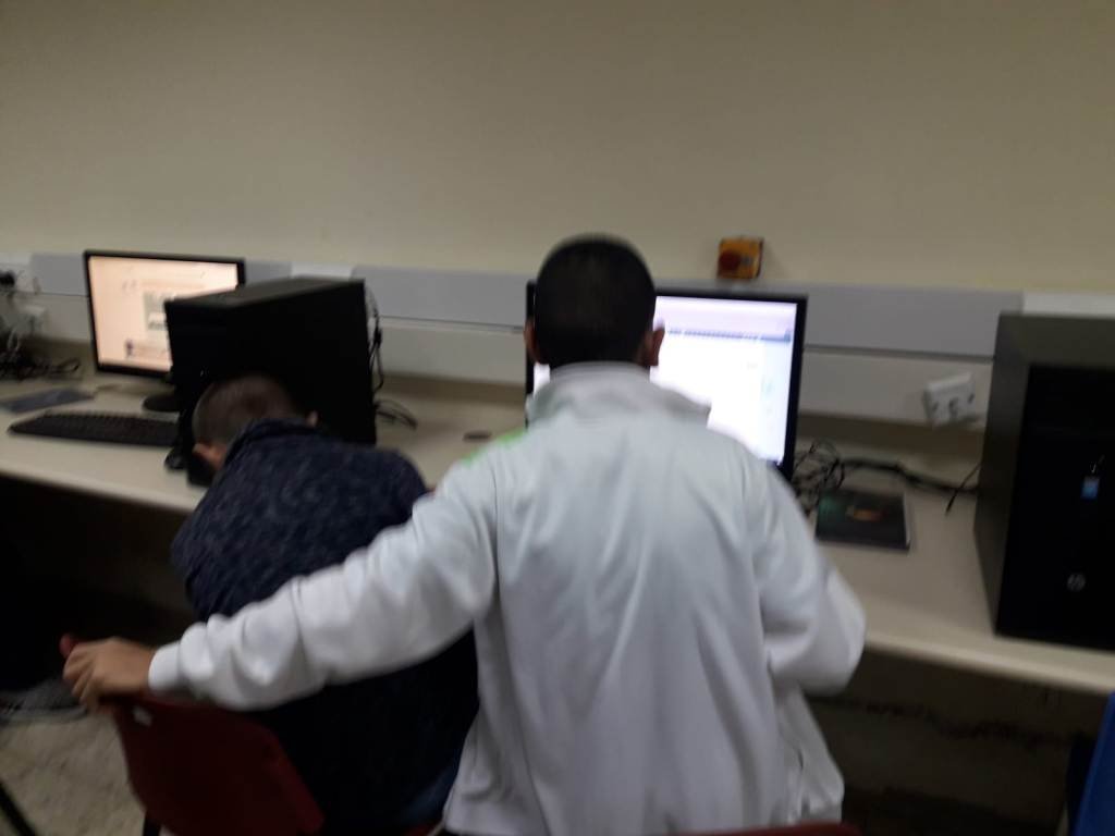 يوم تنور علمي تكنولوجي للصفوف الثامنة في المدارس الإعدادية العربية-114
