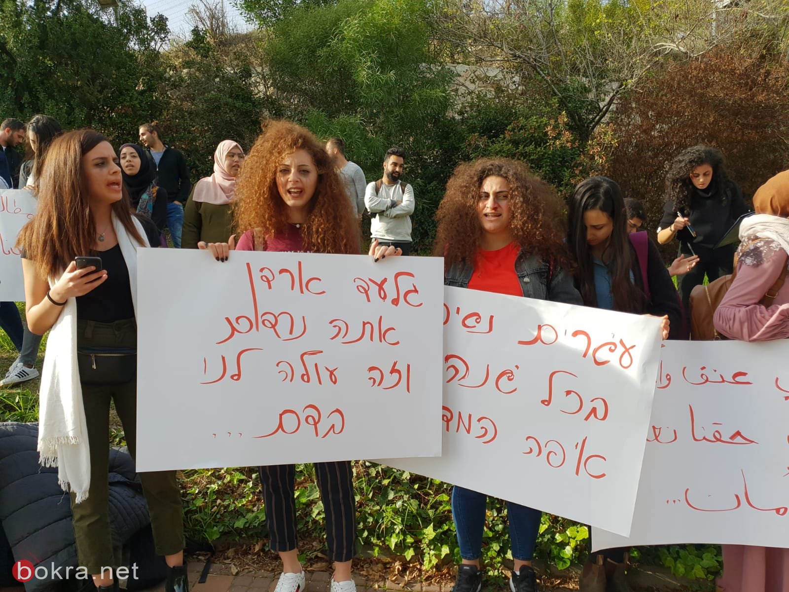 مظاهرات حاشدة في الجامعات ضد قتل النساء-3
