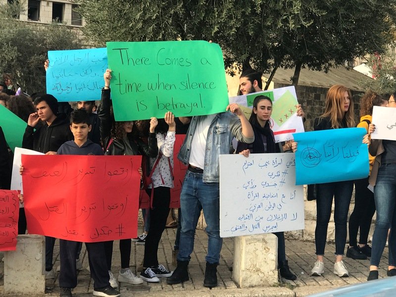 الناصرة: مجلس الطلاب البلدي الموحد ينضم وقفة تضامنية ضد العنف ضد النساء-7