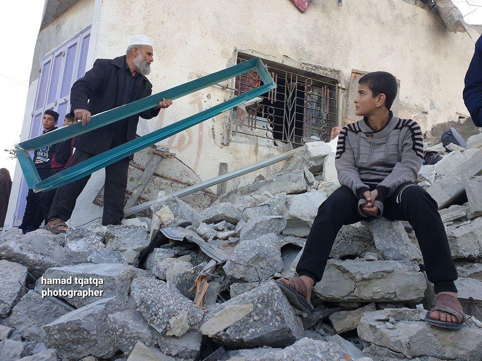 قوات الاحتلال تهدم 4 منازل في بيت كاحل بمحافظة الخليل-9