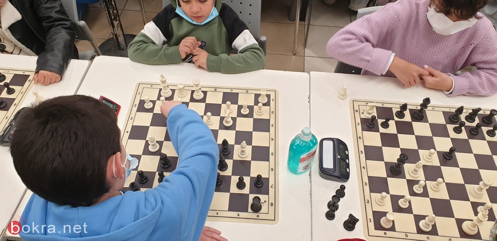 رئيس الدولة يشارك اطفال الجماهيري كفر برا في بطولة الشطرنج-1