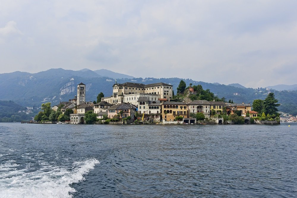 جولة سياحية ربيعية في البحيرات الايطالية-5