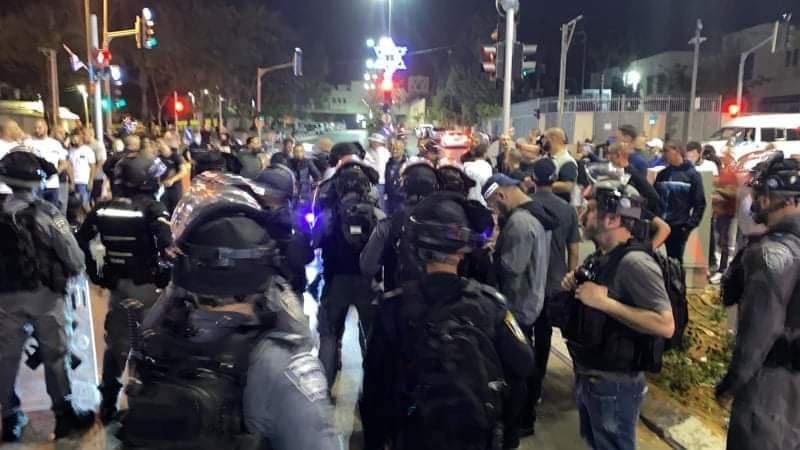 5 قتلى بينهم شرطيّ عربيّ من "نوف هغليل": شرطة إسرائيل ترفع حالة التأهب-0