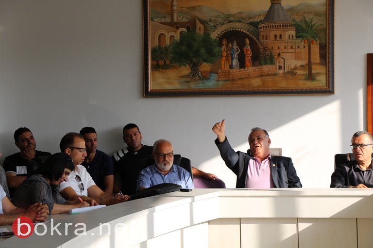 بلدية الناصرة تفشل بتمرير الميزانية في اول جلسة بالمبنى الجديد-1