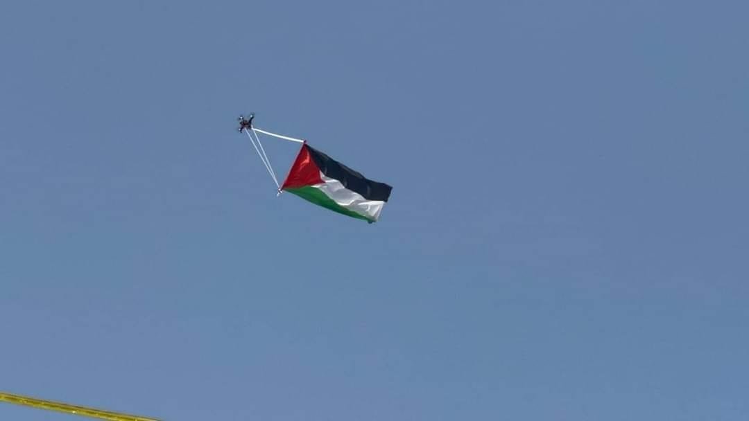40 اصابة بمواجهات في القدس .. وهتافات "الموت للعرب" تسيطر على مسيرة الأعلام-2