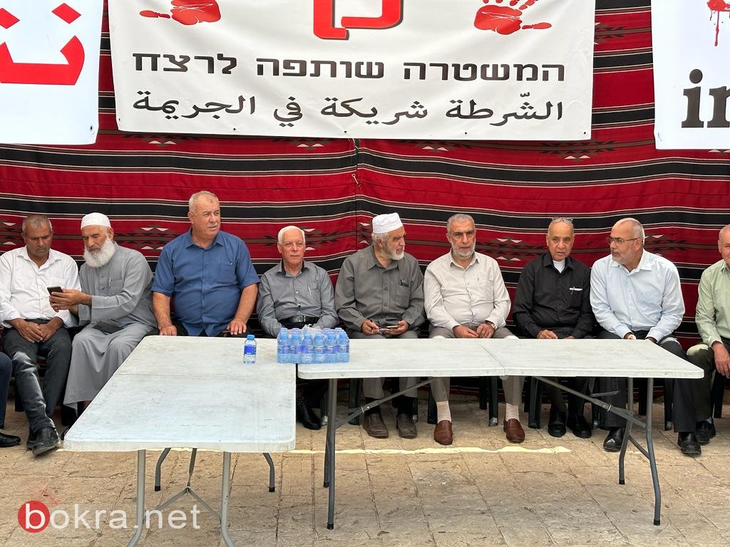 "نحن نتهم" .. نصب خيمة الاعتصام أمام المكاتب الحكومية في القدس احتجاجًا على الجرائم-6