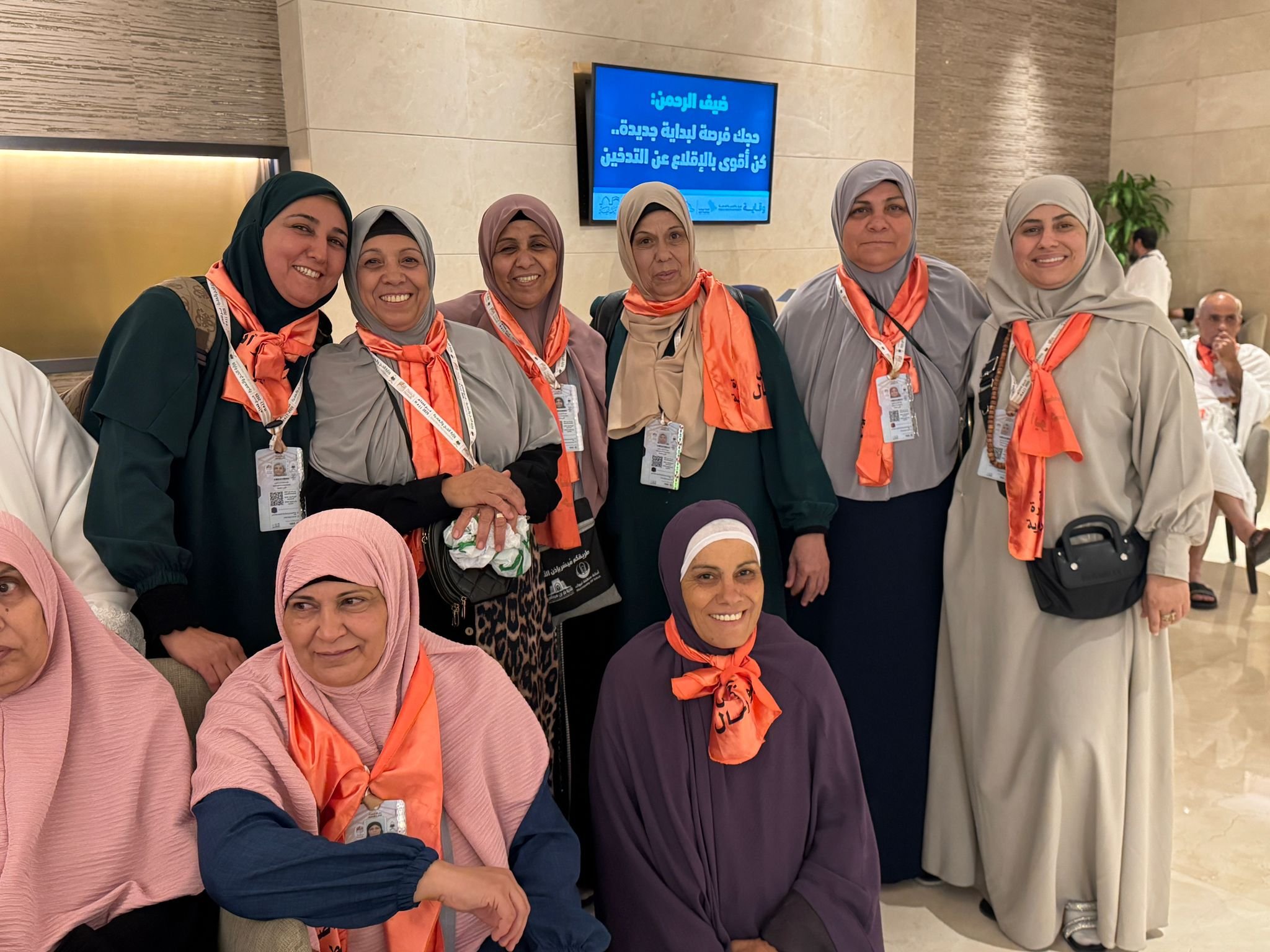 بالصور: حجاج من رهط، تل السبع، الناصرة، معاوية، عرابة وكفر مندا يصلون مكة المكرمة-0