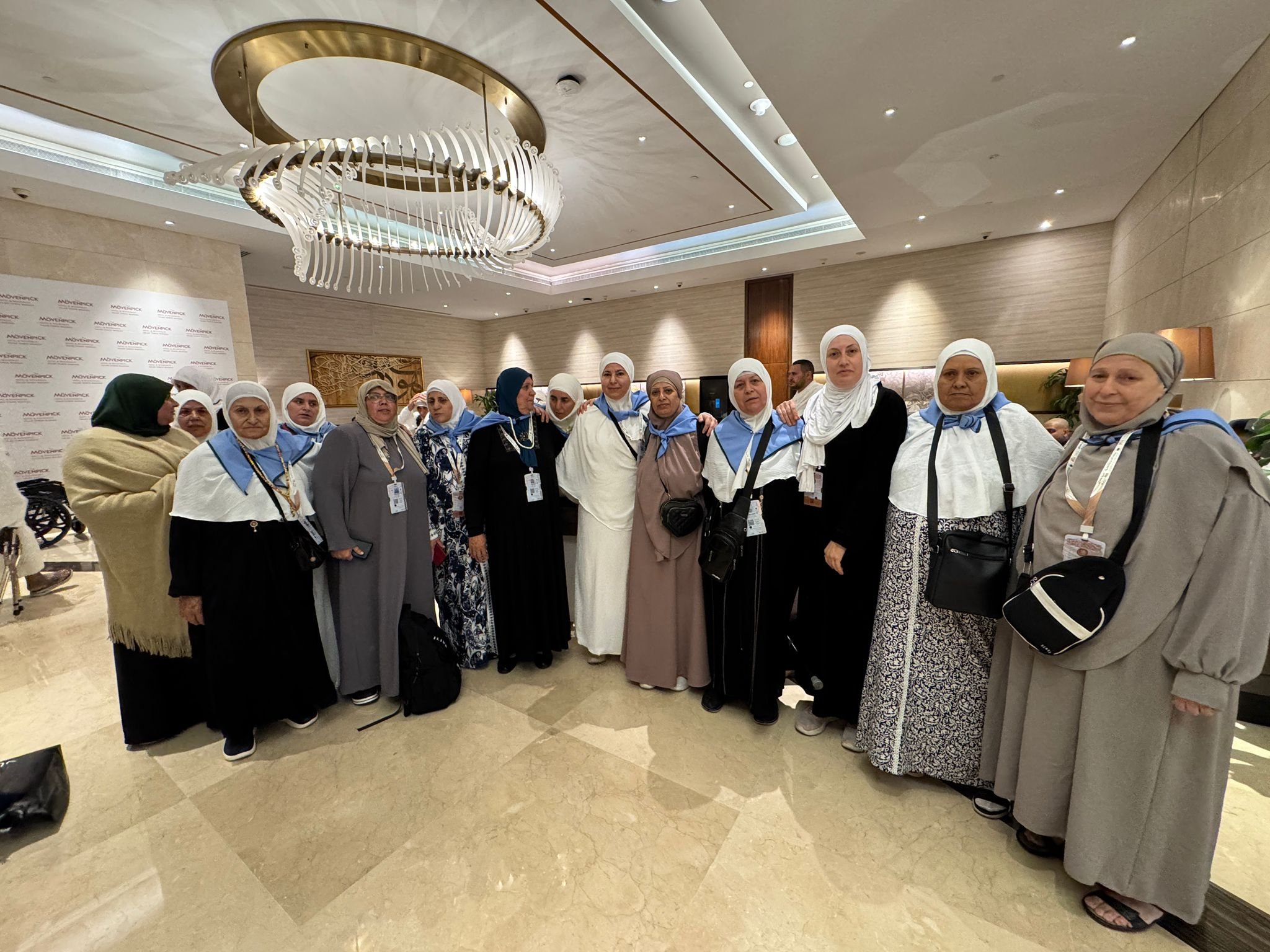 بالصور: حجاج من رهط، تل السبع، الناصرة، معاوية، عرابة وكفر مندا يصلون مكة المكرمة-1