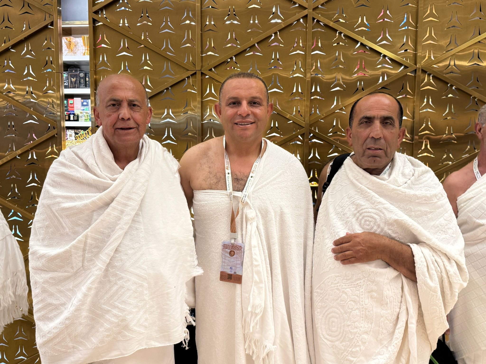 بالصور: حجاج من رهط، تل السبع، الناصرة، معاوية، عرابة وكفر مندا يصلون مكة المكرمة-13