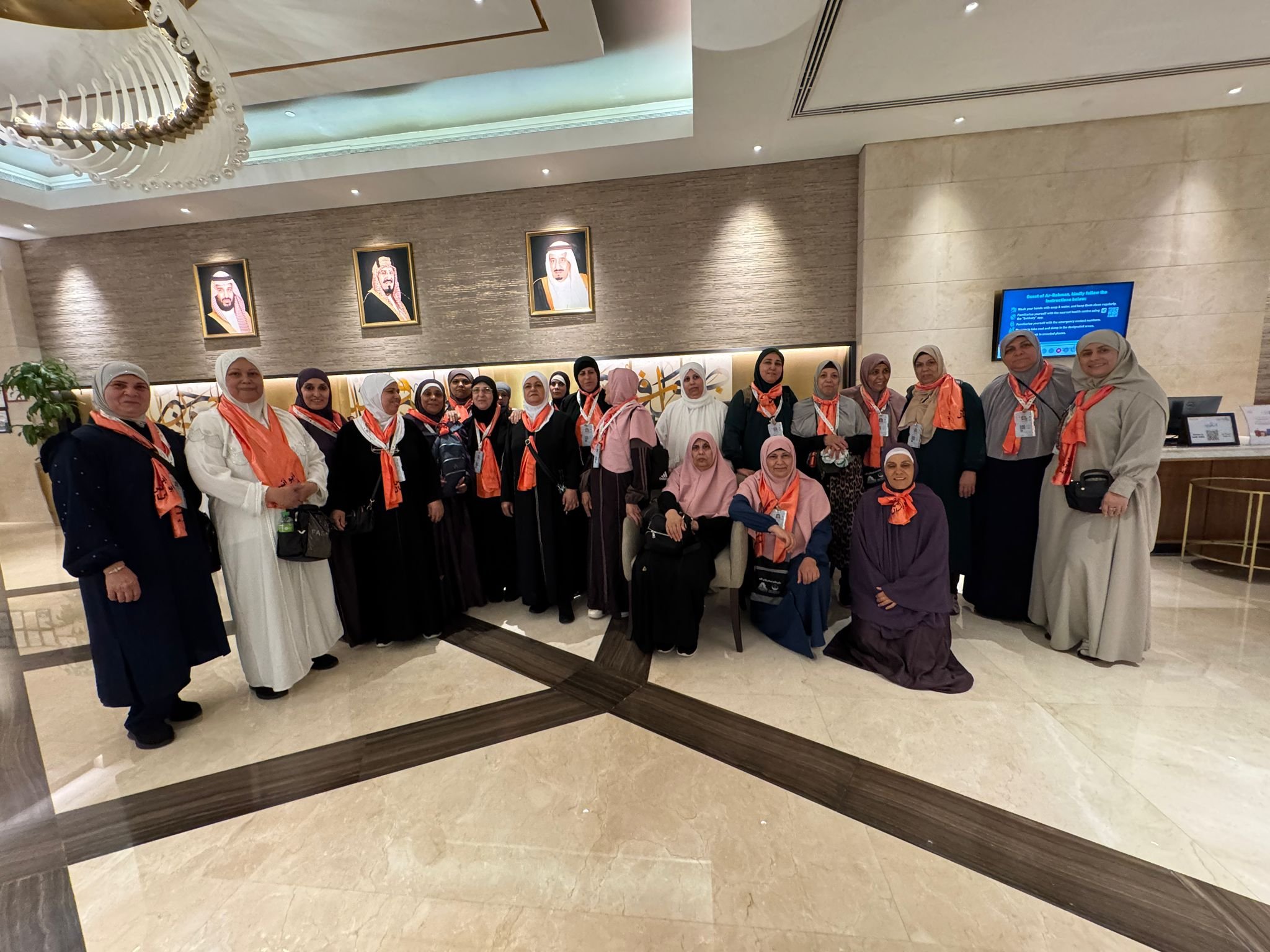 بالصور: حجاج من رهط، تل السبع، الناصرة، معاوية، عرابة وكفر مندا يصلون مكة المكرمة-16