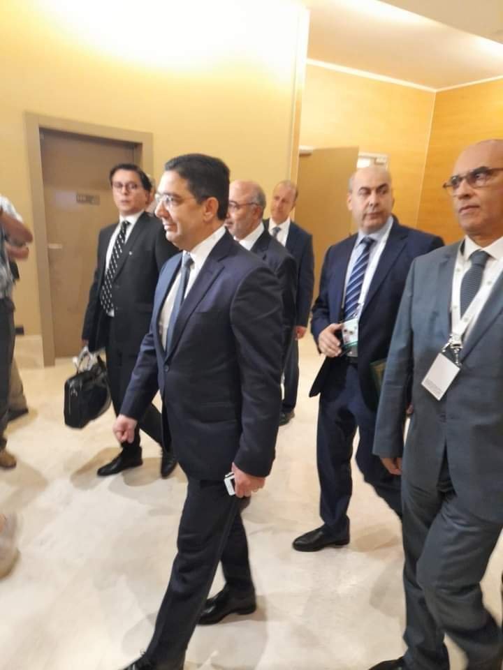 وزير خارجية المغرب يصل الجزائر لحضور اجتماع تحضيري قبل القمة العربية-0