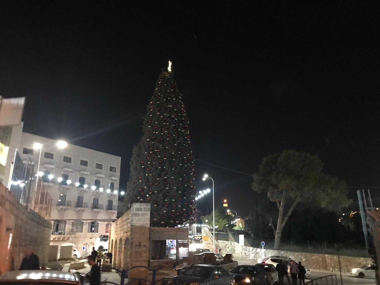 الناصرة تتحضر لإضاءة شجرة الميلاد الأحد -6
