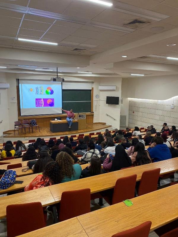 جامعة تل ابيب تفتح ابوابها للزيارات الطلابية في حرمها الجامعي-20