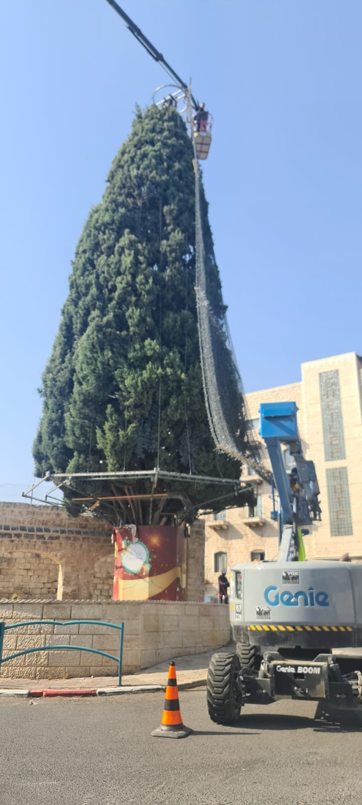 الناصرة: جمعية الموكب لعيد الميلاد الناصرة تستعد لاضاءة شجرة الميلاد يوم غد الأربعاء-5