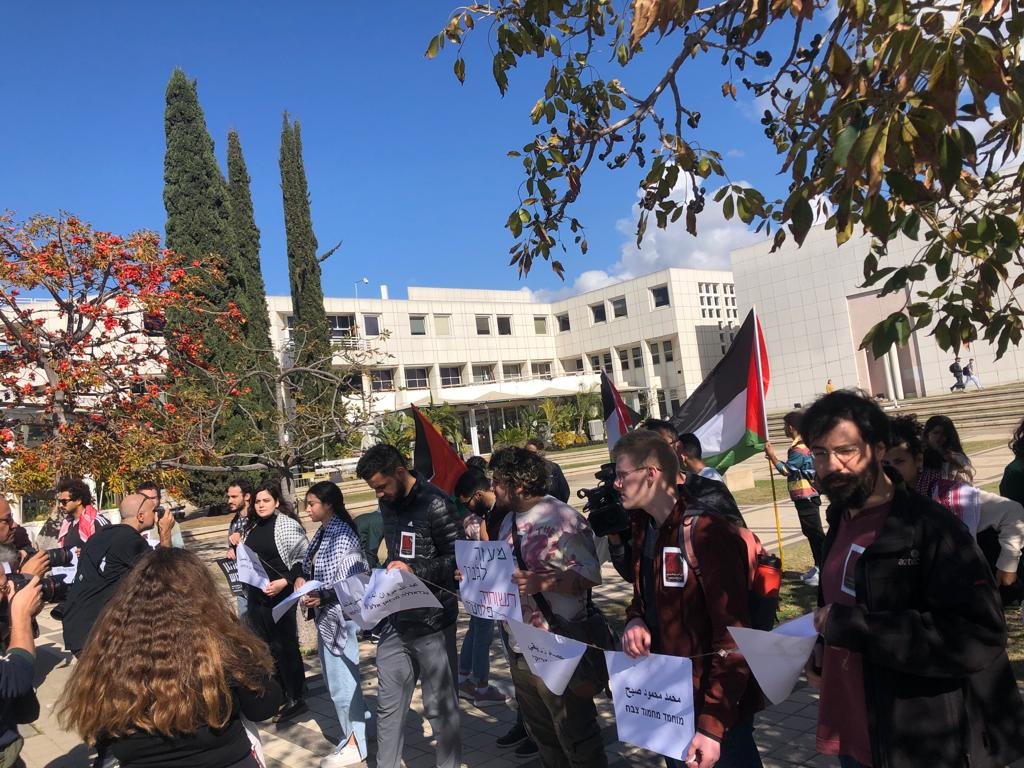 إعتداء على الطلاب العرب في جامعة تل ابيب تضامنوا مع شعبهم-14