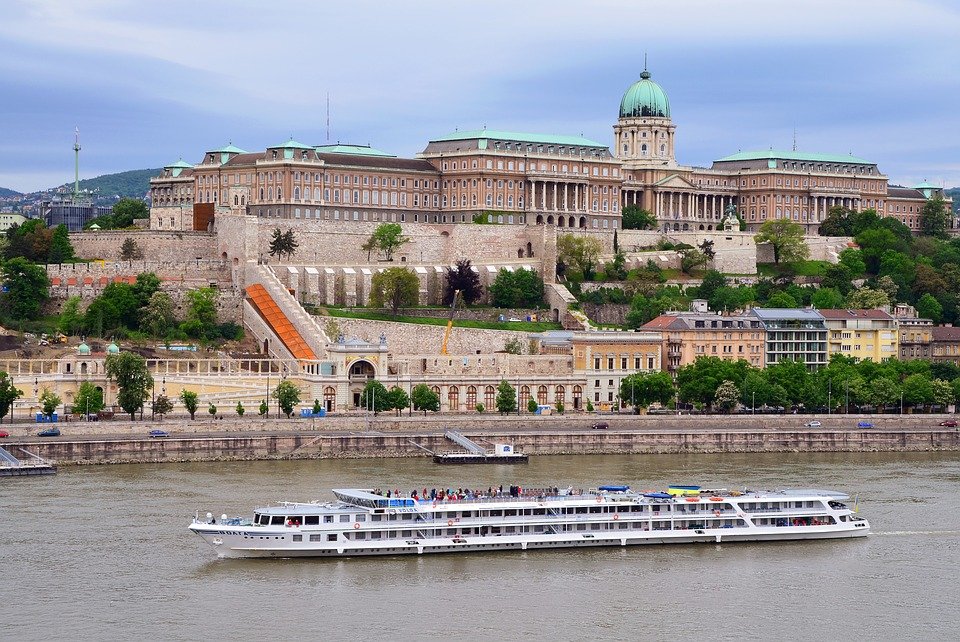 ميزات سياحية تطبع عاصمة هنغاريا!-0