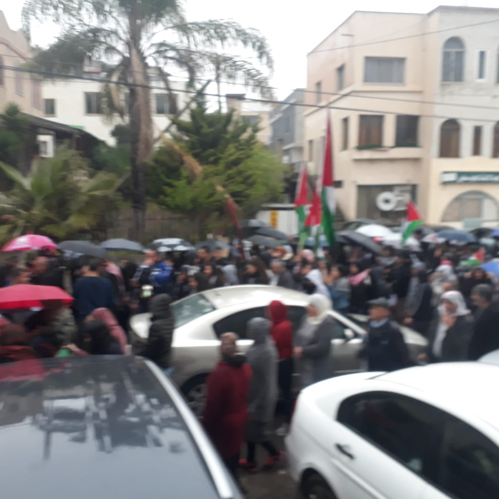سخنين: رغم سقوط الامطار، انطلاق المسيرة القطرية ليوم الارض واختصار المسار-4