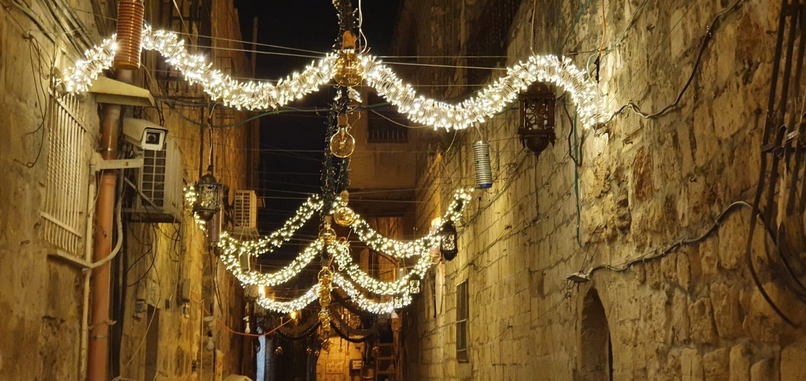 رمضان في القدس: استعدادات التجار وزينة البلدة القديمة-8