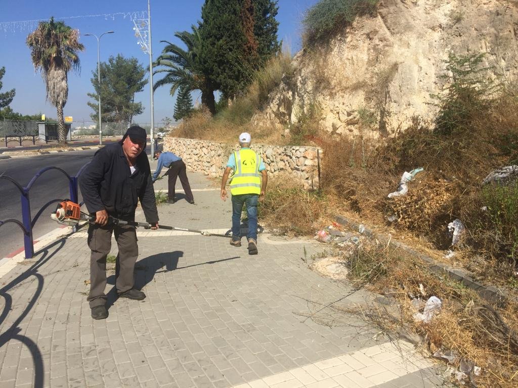 الناصرة: قسم الصيانة وطواقم من قسم الاعمال الخارجية بأعمال تنظيف-10