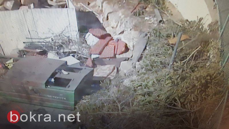 بلدية الناصرة تستنكر فعل ناشطي الجبهة والحزب بالقاء نفايات في موقف سيارات-2
