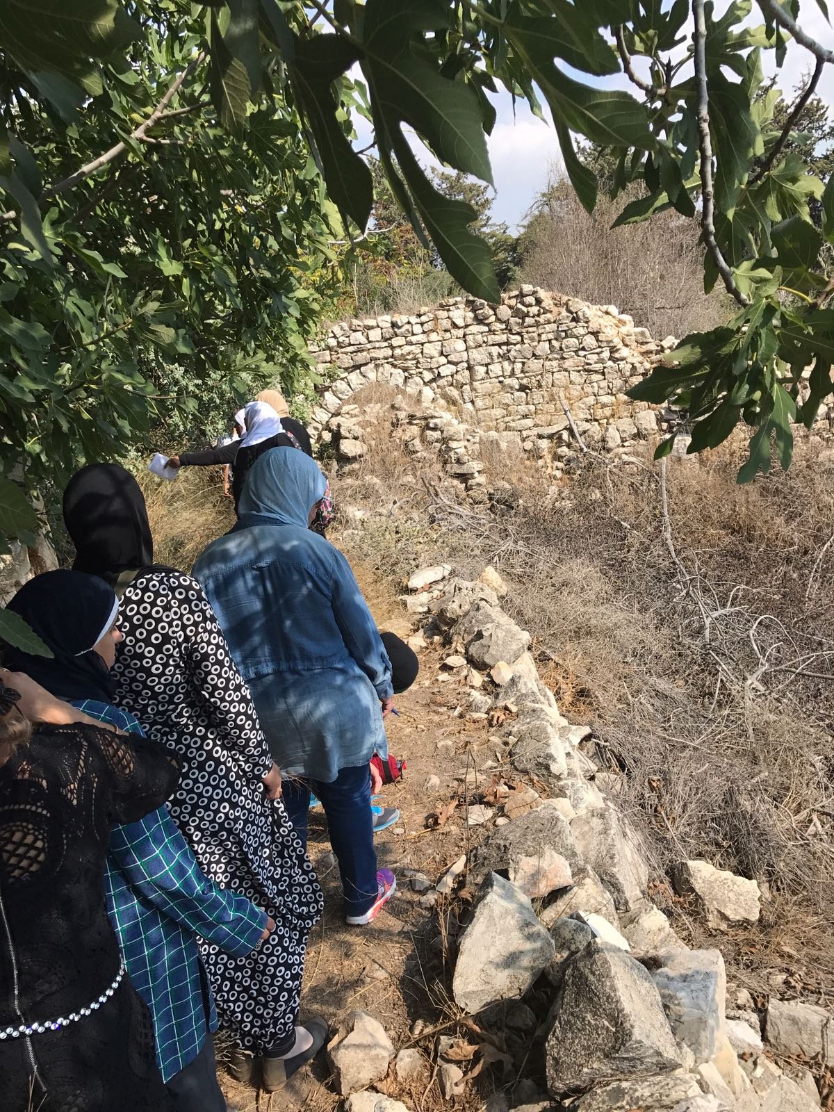 جولة لمشاركات مشروع " نساء على درب العودة " في اقرث وبرعم-8