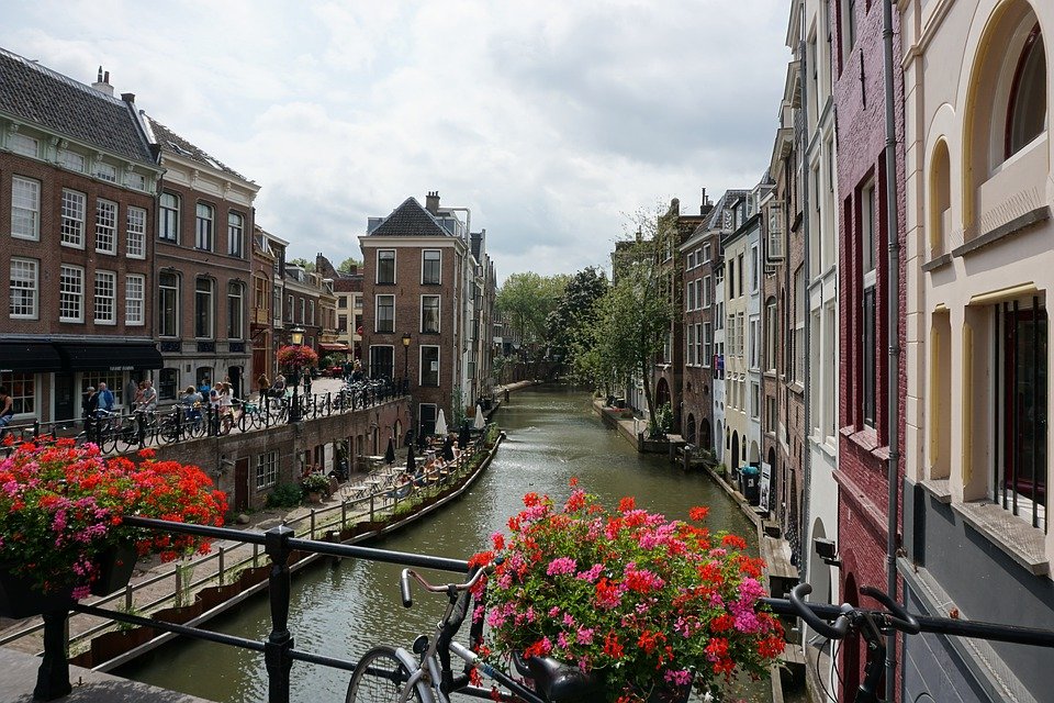 تعرفوا على أشهر المدن السياحية في هولندا-4