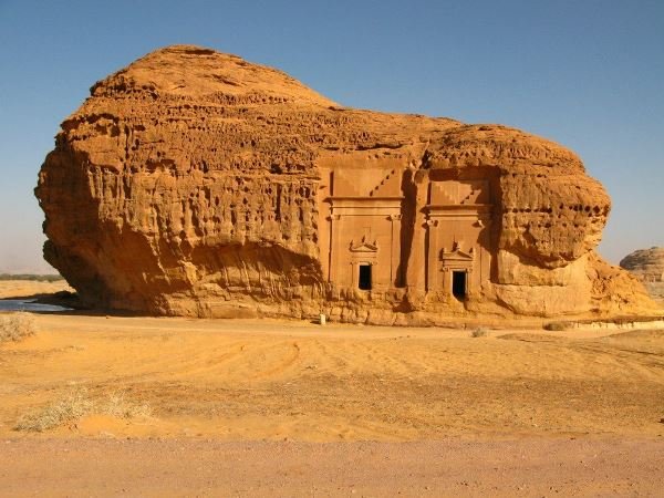 مناطق سياحية في السعودية تستحق الزيارة-2
