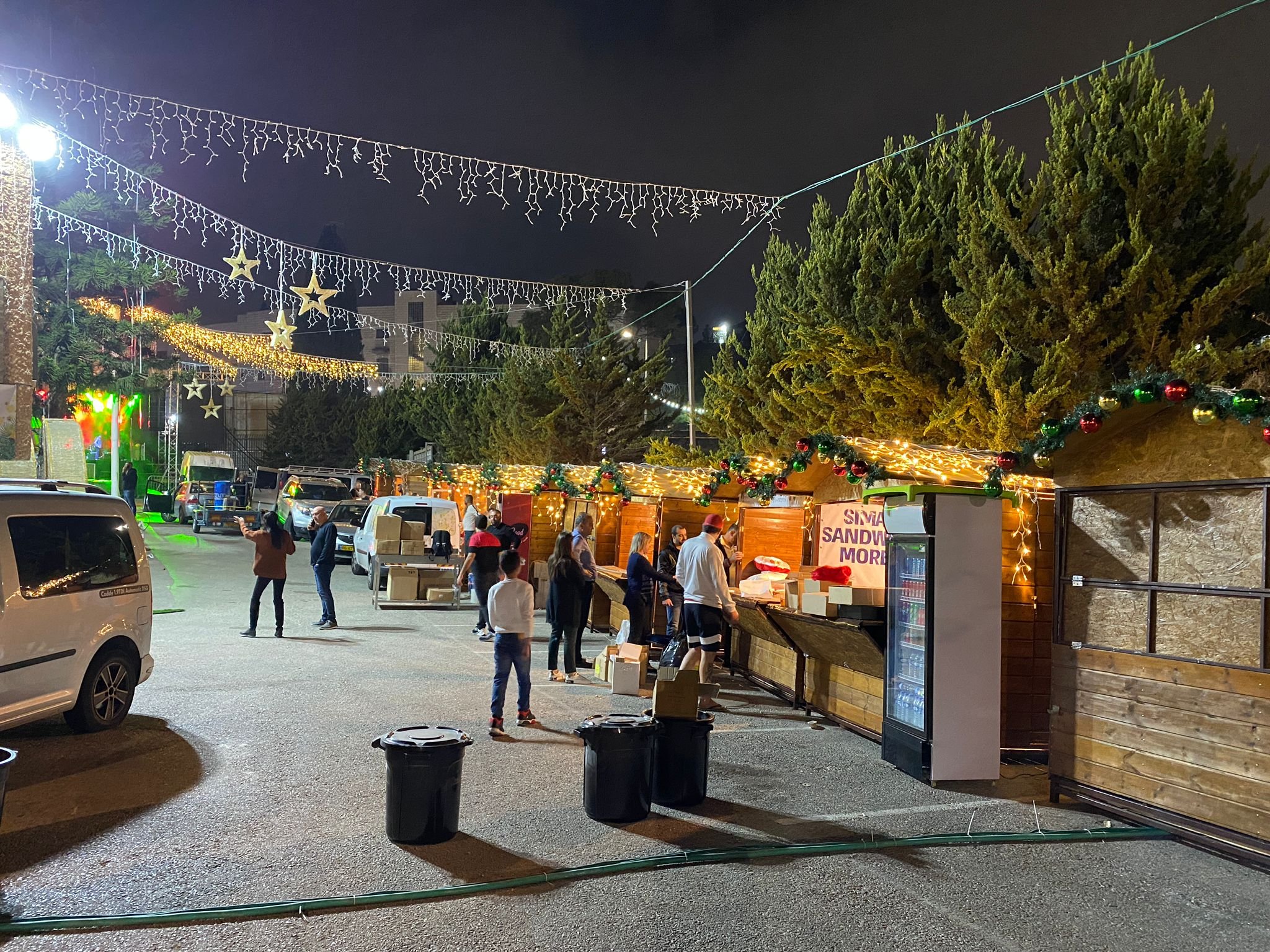 الناصرة ترتدي حلّة العيد: جمعية الموكب تستعد لاضاءة شجرة الميلاد يوم غد الأربعاء‎‎-2