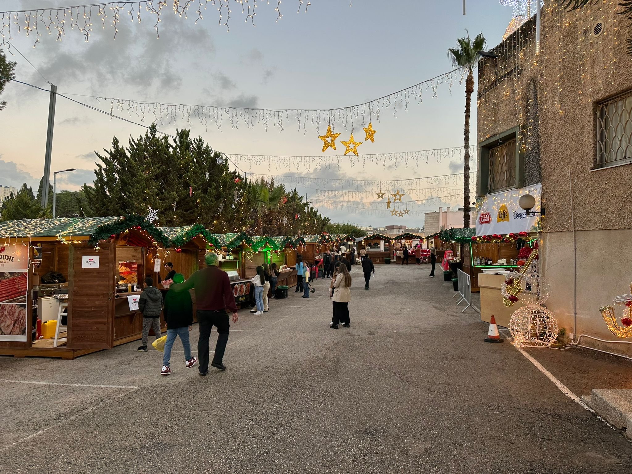 مباشر: الناصرة تضيء  شجرة الميلاد بأجواء رائعة-12