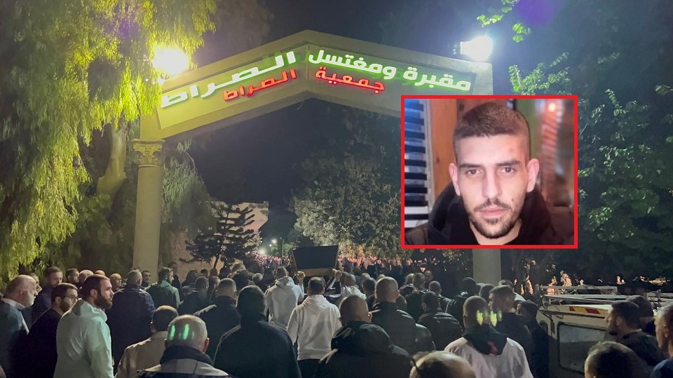 مباشر: باقة الغربية تُشيّع ضحية جريمة القتل الشاب أبو حسين-3