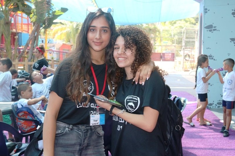 أطفال مخيم المحبة سخنين يزورون متنزه ومجمع الألعاب بلجان في حيفا-9