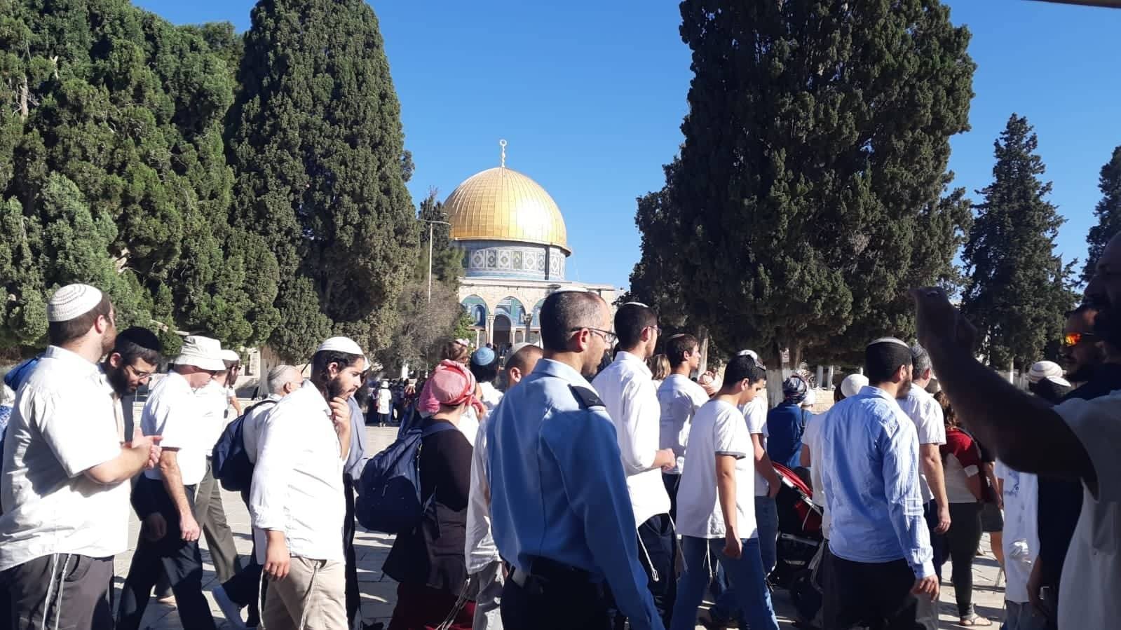  القدس تودع عامًا ثقيلًا .. أزمات حادة بلا افق سياسي-0