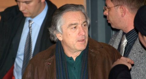 رزق طفلة بعمر 79..دي نيرو يكشف قاعدته الأولى في التربية