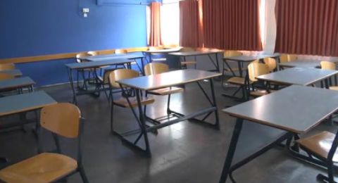 مئات المعلمين يشكون من خصومات مفاجئة في رواتب مايو رغم وعود وزارة التعليم