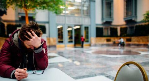 علامات تشير إلى ارتفاع مستويات توترك.. اليكم ابرزها