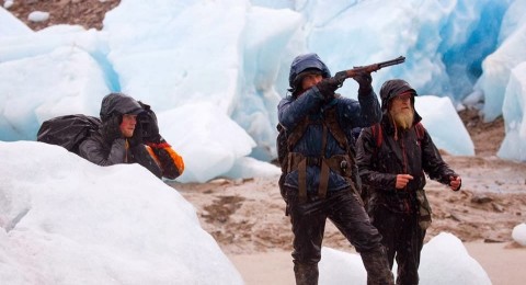 وثائقي التشبث بالحياة في آلاسكا : المغامرة على الجليد