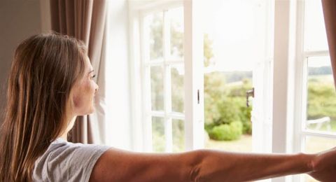 زيادة حجم نافذة منزلك تعزز سعادة أفراد الأسرة.. اليكم آخر الدراسات