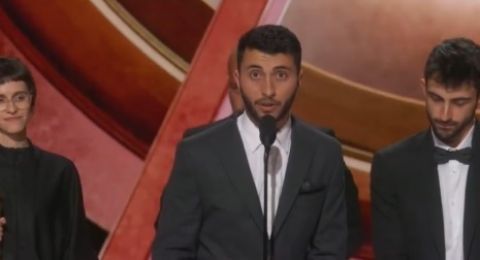 خلال تسلمه الأوسكار، باسل عدرا: الفيلم يوثق الظلم المستمر ويدعو إلى وقف التطهير العرقي