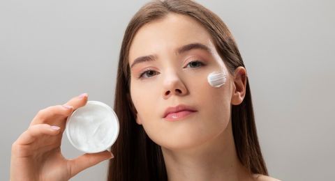 كيفية معالجة شحوب البشرة خلال شهر رمضان... نصائح فعّالة خذيها بالاعتبار