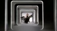 LA Diva الماسكارا الجديدة من كيرلاين LA Diva الماسكارا الجديدة من كيرلاين