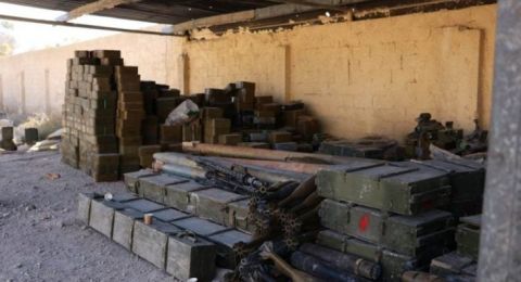 السلطات السورية تضبط كميات كبيرة من الأسلحة والذخائر في إدلب